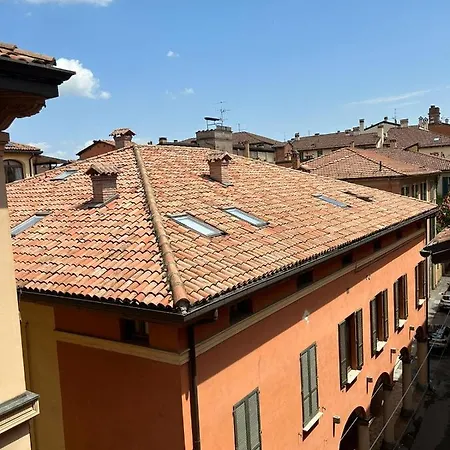 Biblio Guest house