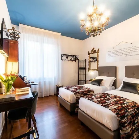 Biblio Guest house