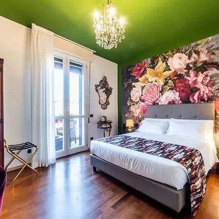 Biblio Guest house *